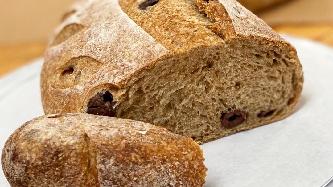Best Bakeries in San Antonio, San Antonio bakeries, San Antonio pastry shops, artisan bread San Antonio, pan dulce San Antonio, dessert shops San Antonio, San Antonio cake shops, local bakeries in San Antonio, San Antonio patisserie, best desserts in San Antonio, fresh bread San Antonio, San Antonio coffee and bakery, custom cakes San Antonio, San Antonio foodie guide, top bakeries in San Antonio,